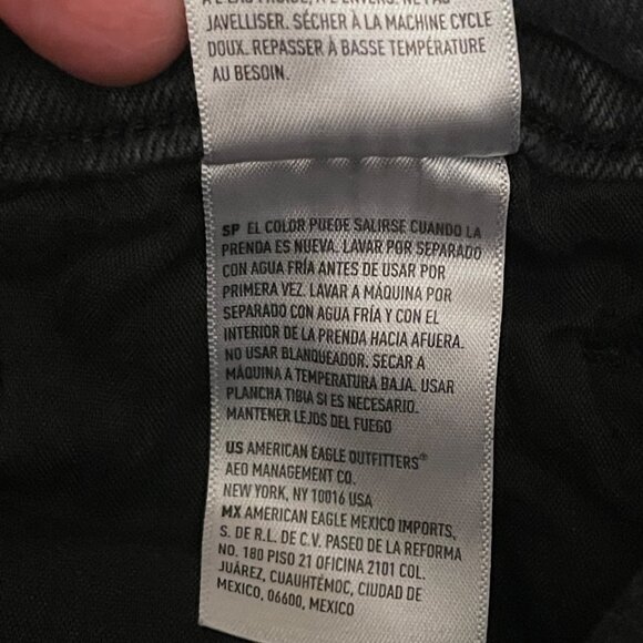 American Eagle Outfitters Womens Black Mom Jeans Size 6 Regular Cotton Blend Cas - Picture 6 of 16